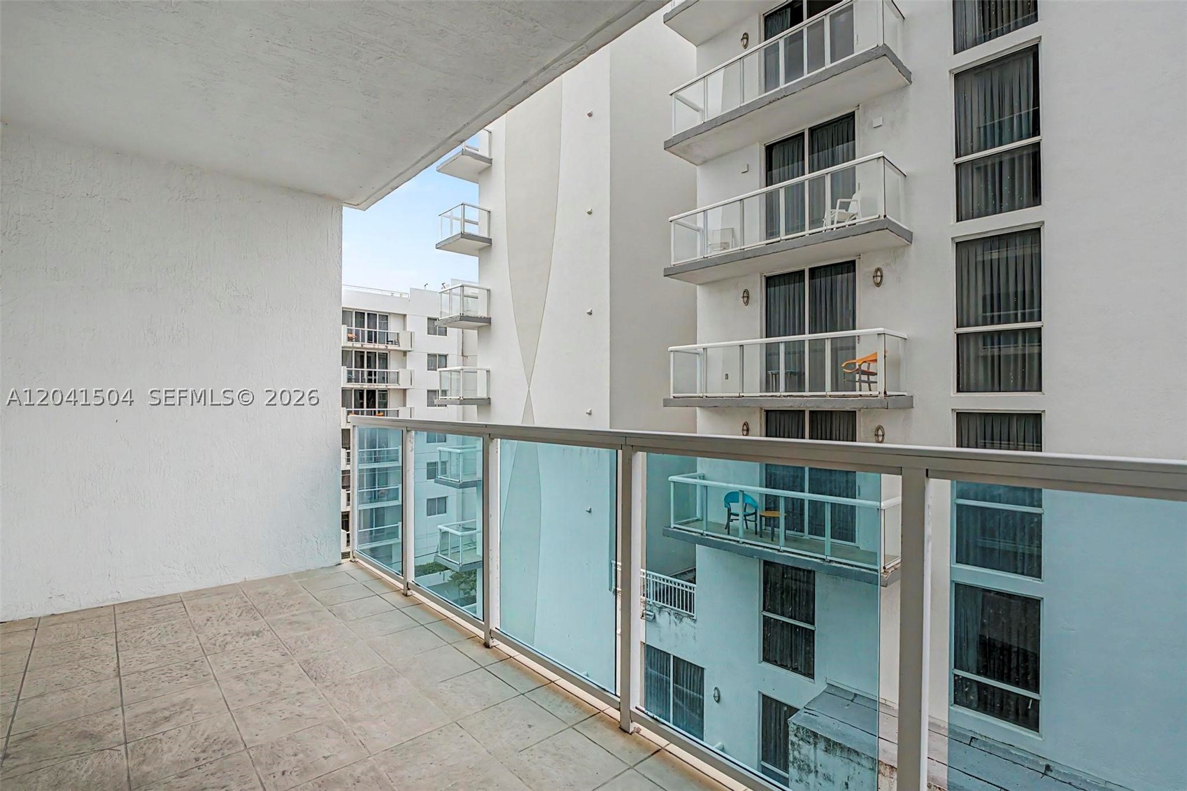 1723 SW 2nd Ave #607 Miami, FL 33129