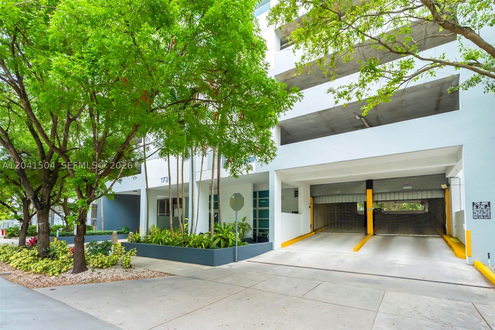 1723 SW 2nd Ave #607 Miami, FL 33129