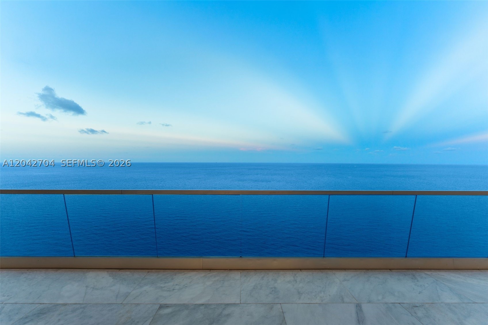 image Turnberry Ocean Club48