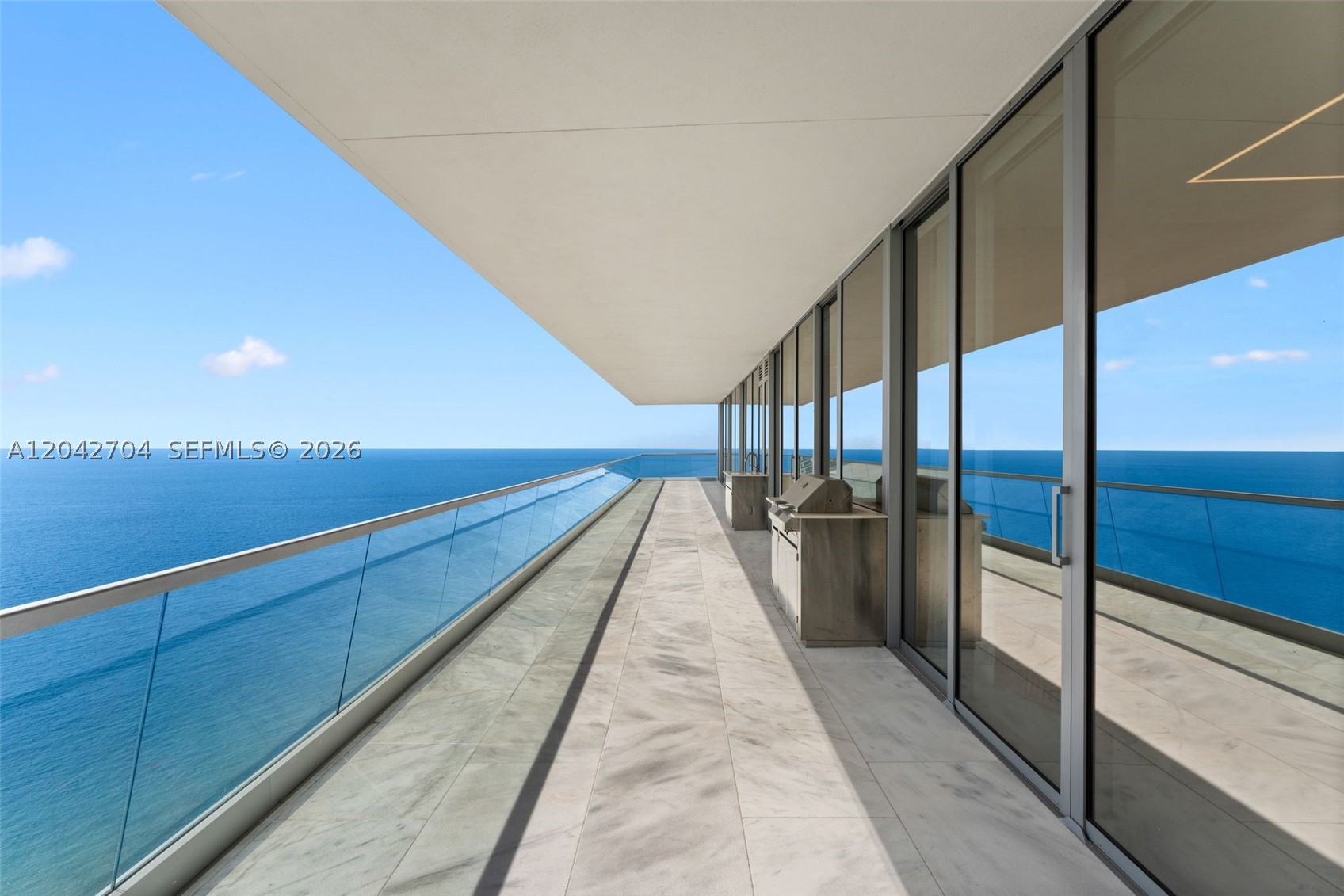 image Turnberry Ocean Club49