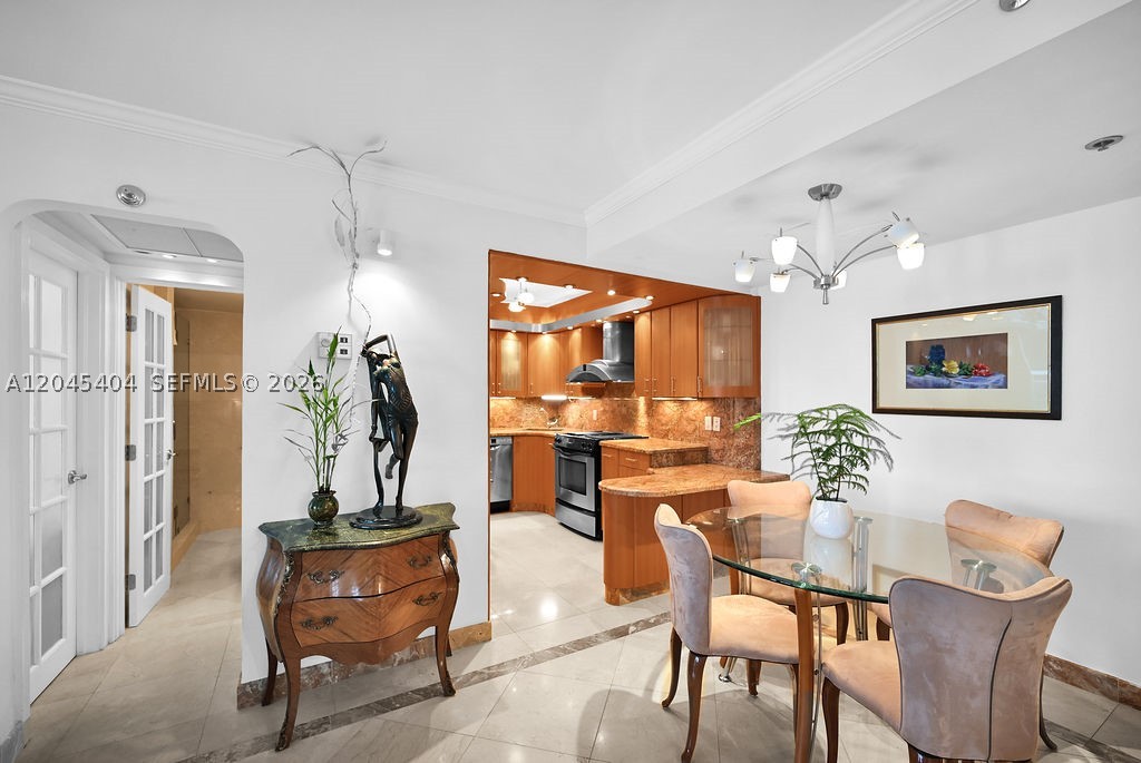 5225 Collins Ave #1117 Miami Beach, FL 33140