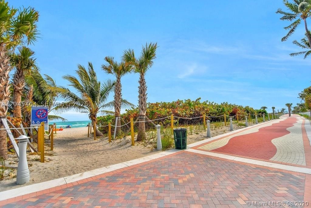 5225 Collins Ave #1117 Miami Beach, FL 33140