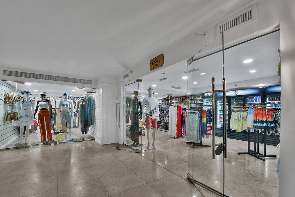5225 Collins Ave #1117 Miami Beach, FL 33140