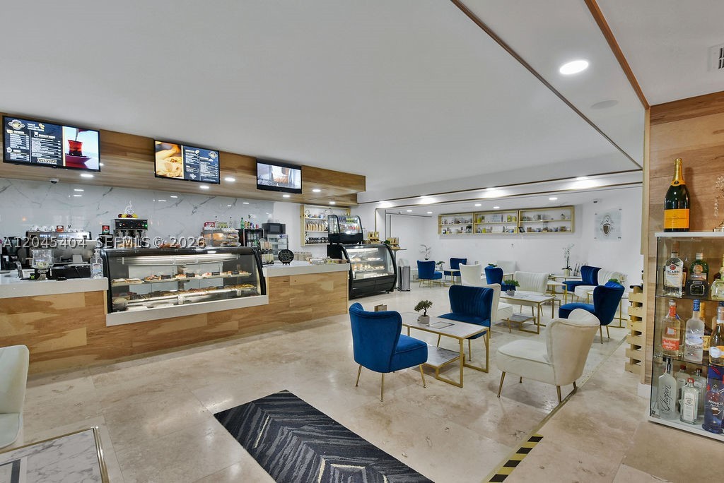 5225 Collins Ave #1117 Miami Beach, FL 33140