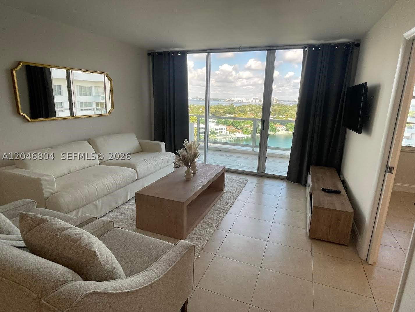 5151 Collins Ave #1722