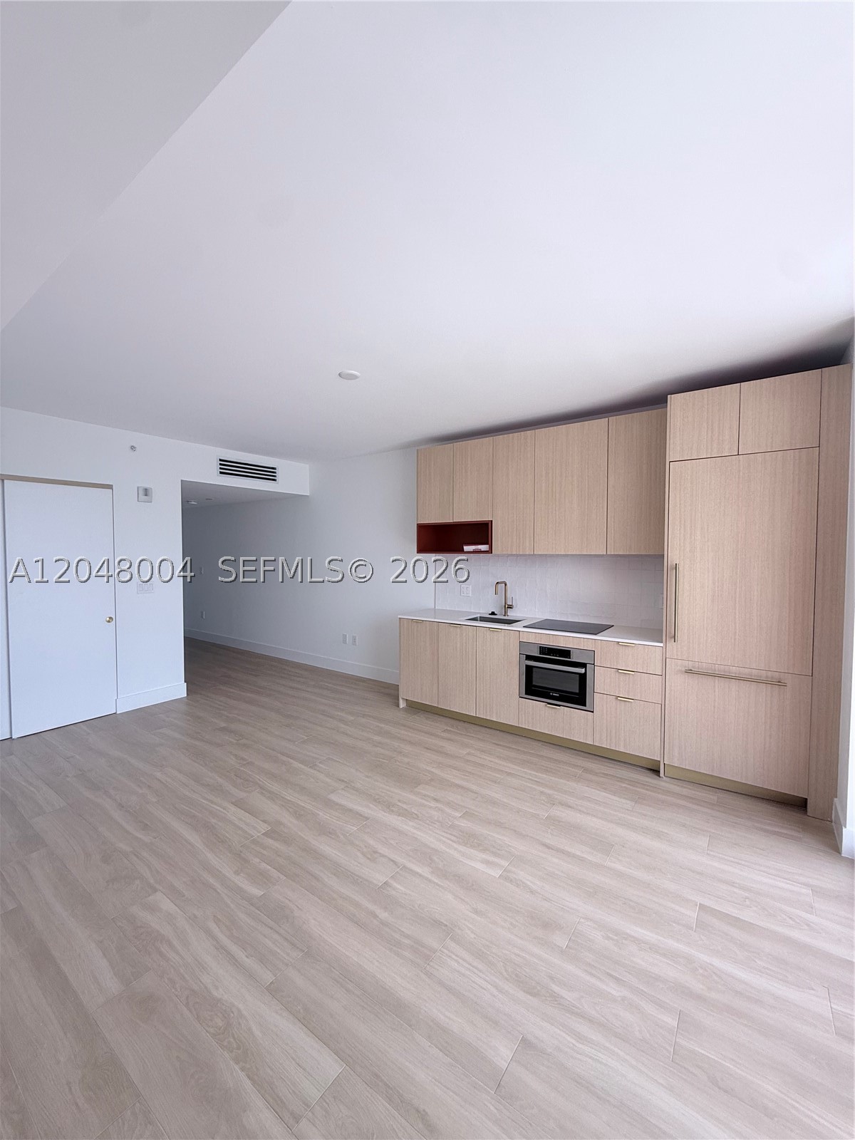 image The Standard Residences Midtown Miami3