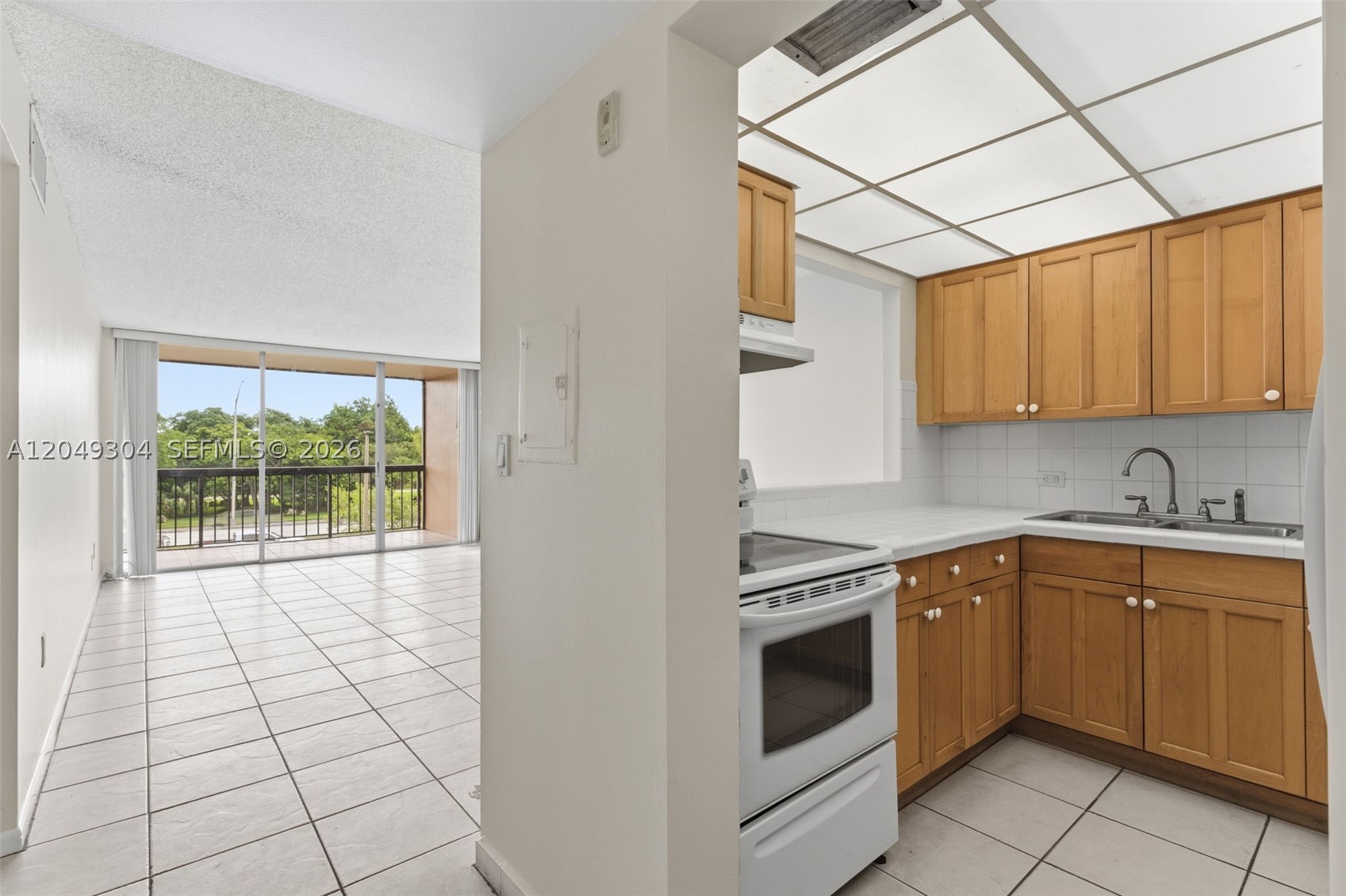 10425 SW 112th Ave #302