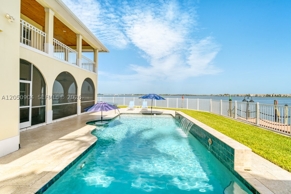 4105 NE Rigels Cv Way Jensen Beach, FL 34957
