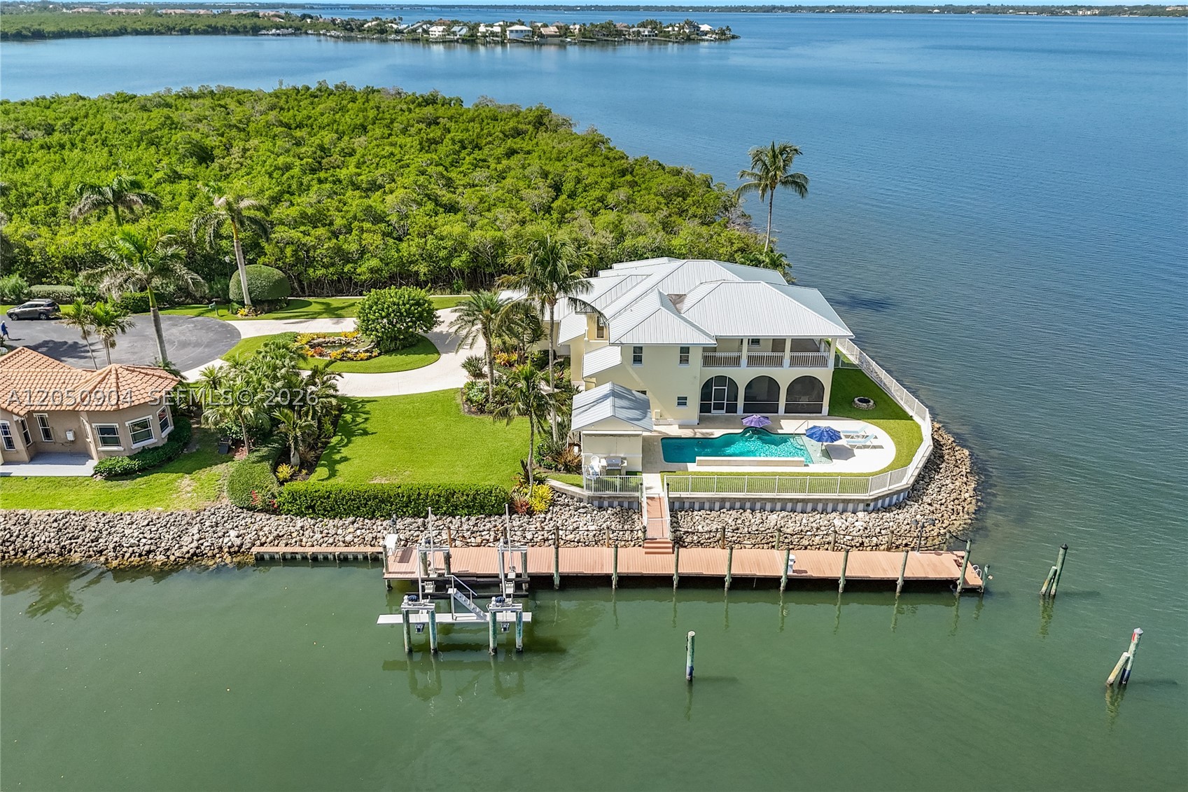 4105 NE Rigels Cv Way Jensen Beach, FL 34957