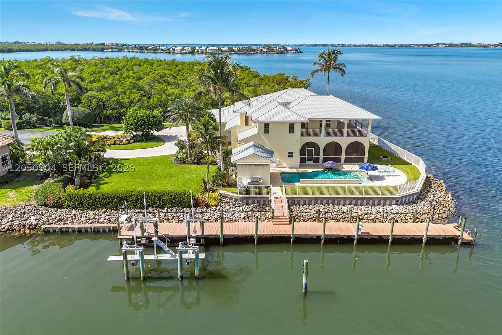 4105 NE Rigels Cv Way Jensen Beach, FL 34957