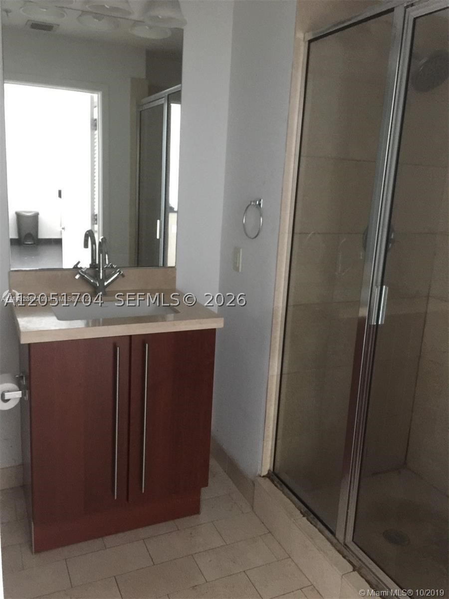 image Axis on Brickell North14