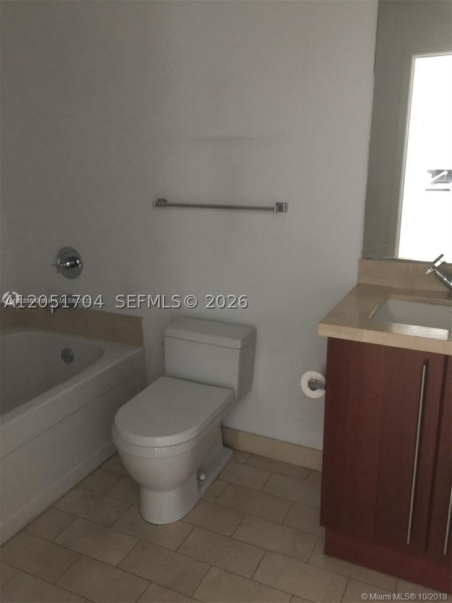 image Axis on Brickell North15