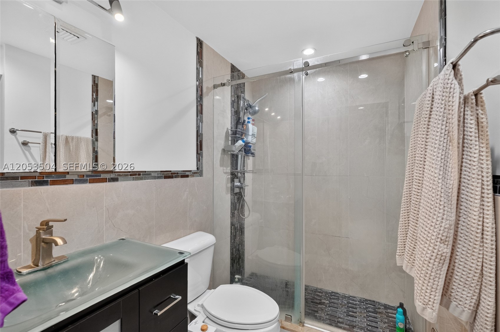 2543 SW 15th St Miami, FL 33145