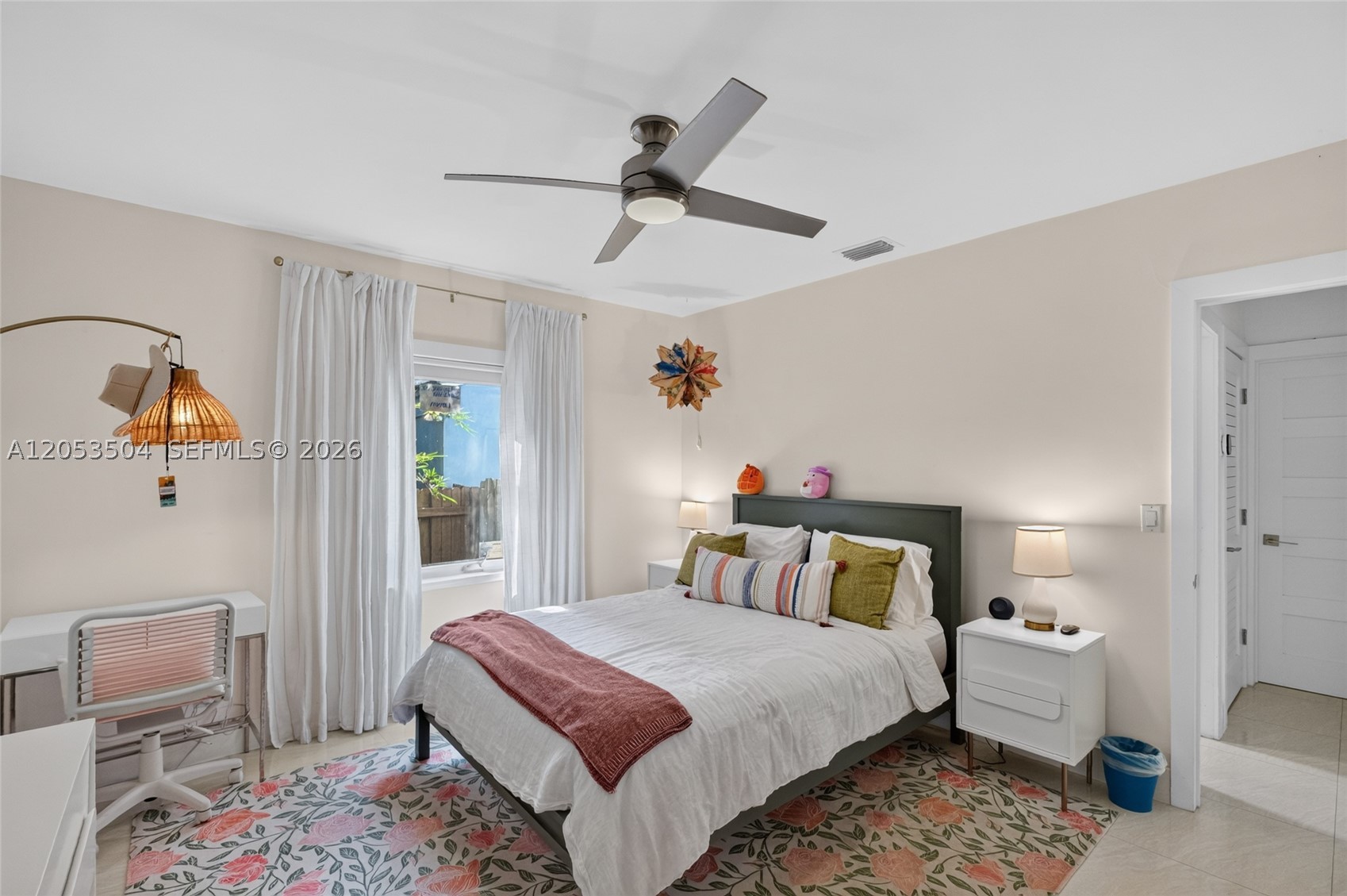 2543 SW 15th St Miami, FL 33145