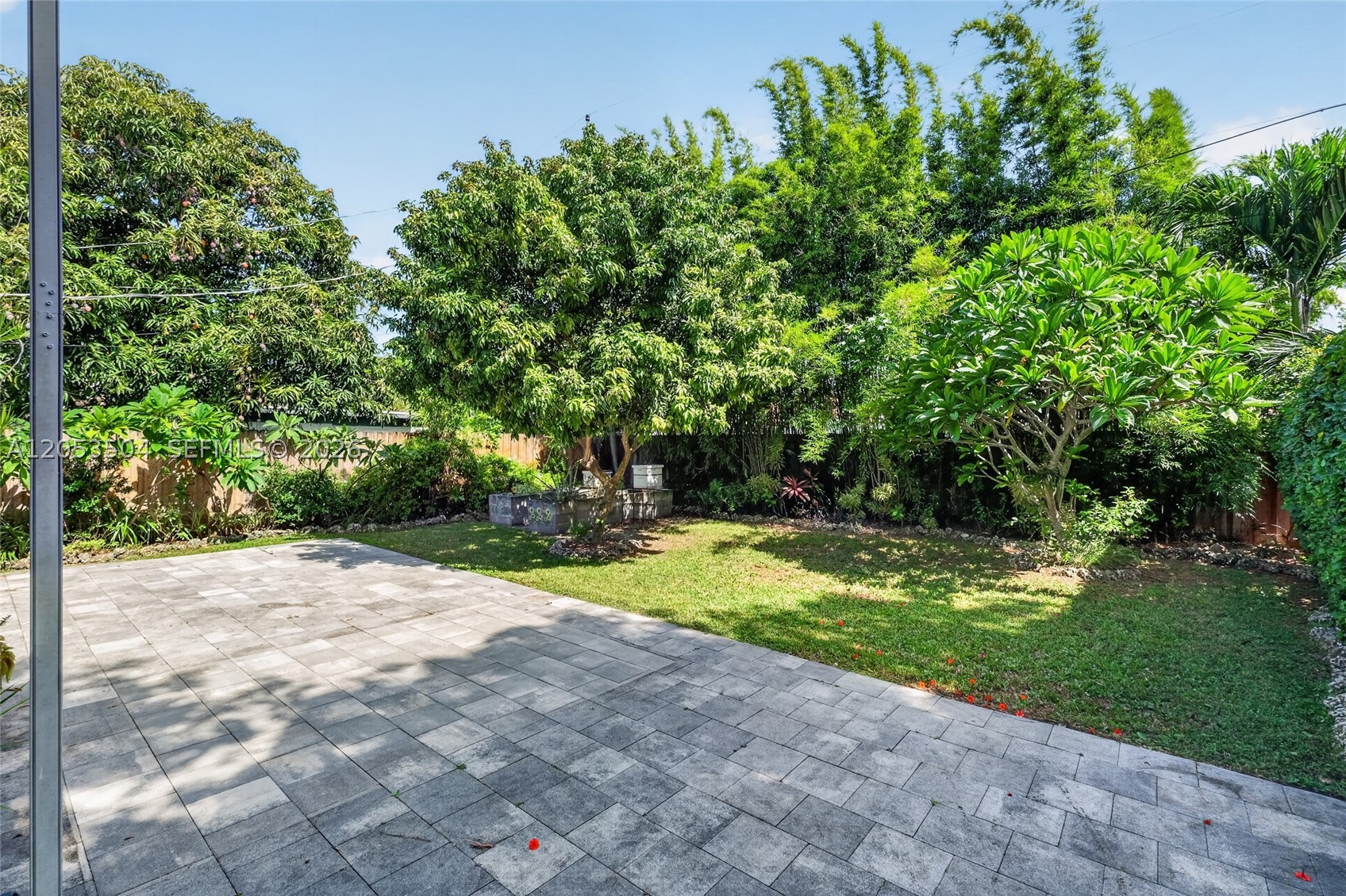 2543 SW 15th St Miami, FL 33145