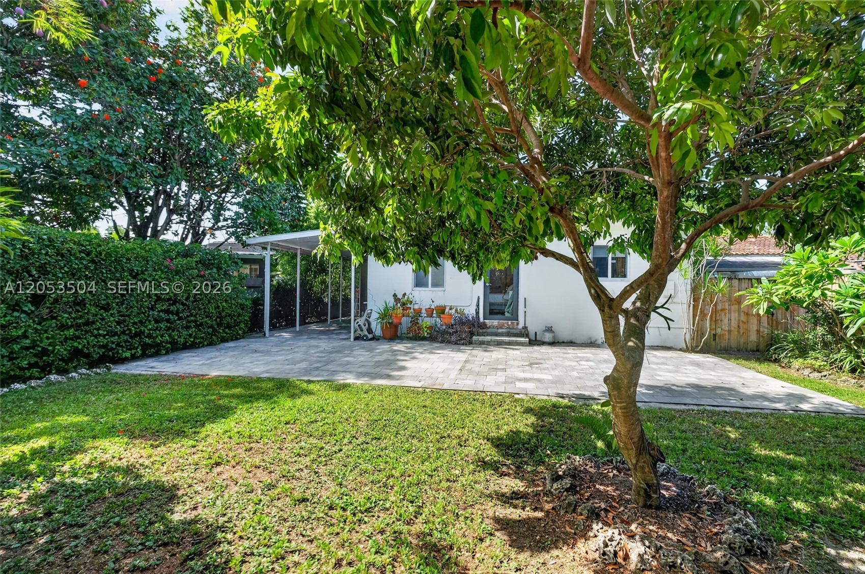 2543 SW 15th St Miami, FL 33145