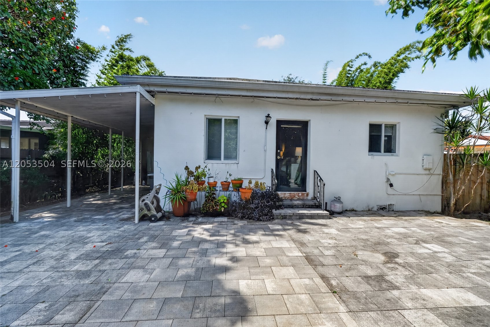 2543 SW 15th St Miami, FL 33145