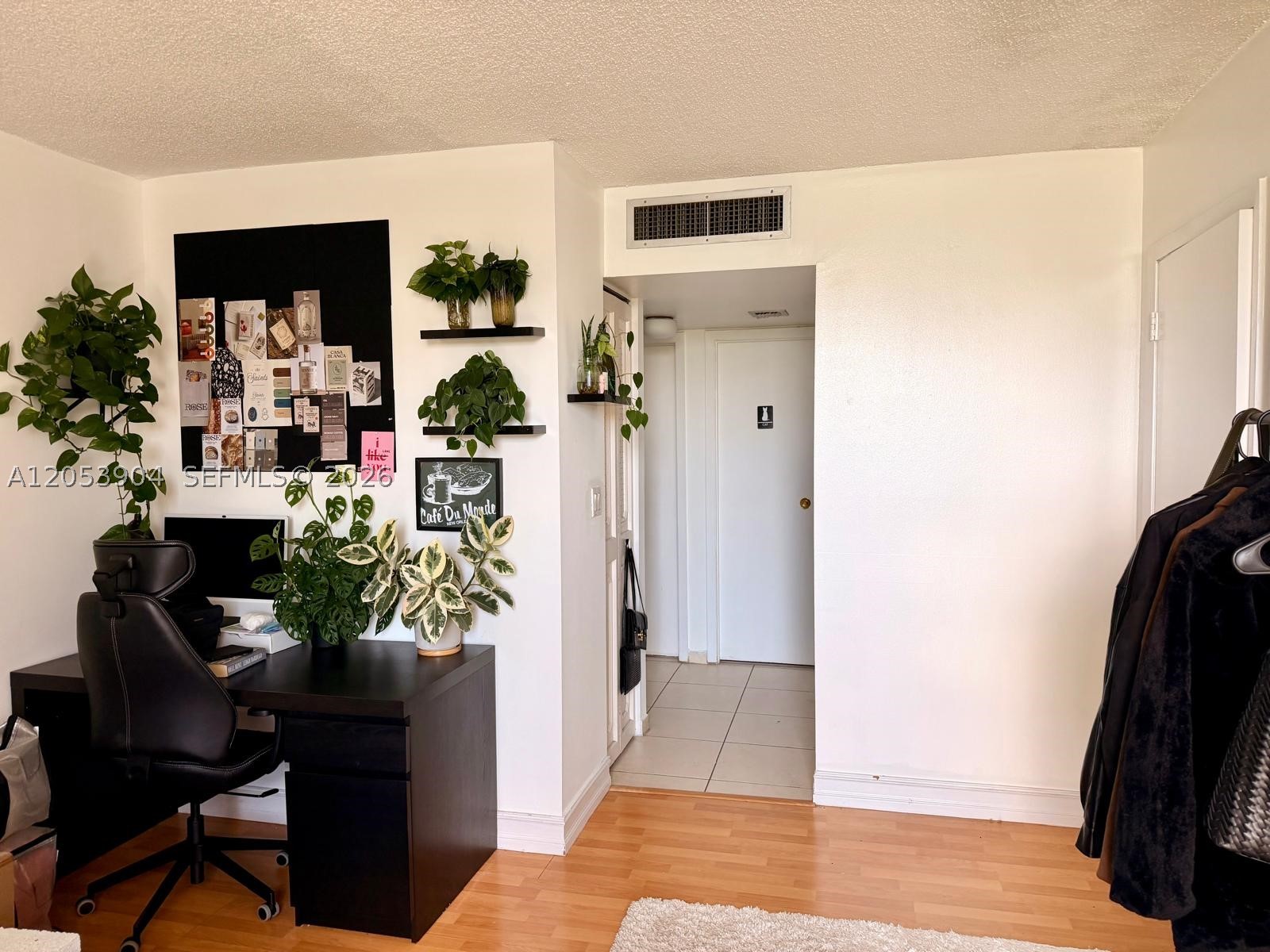 3475 N Country Clb Dr #603 Aventura, FL 33180