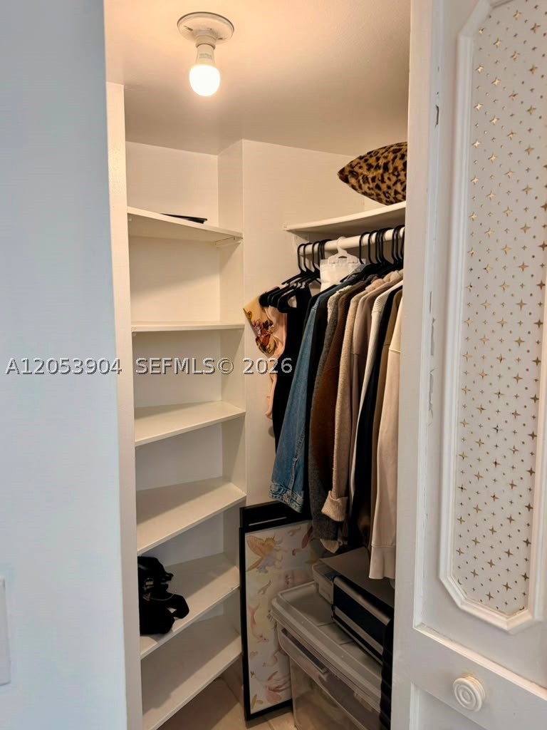 3475 N Country Clb Dr #603 Aventura, FL 33180
