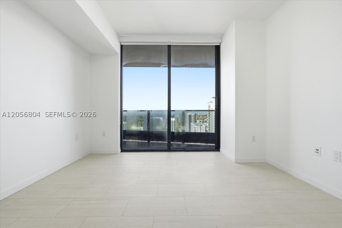 image Brickell Flatiron53