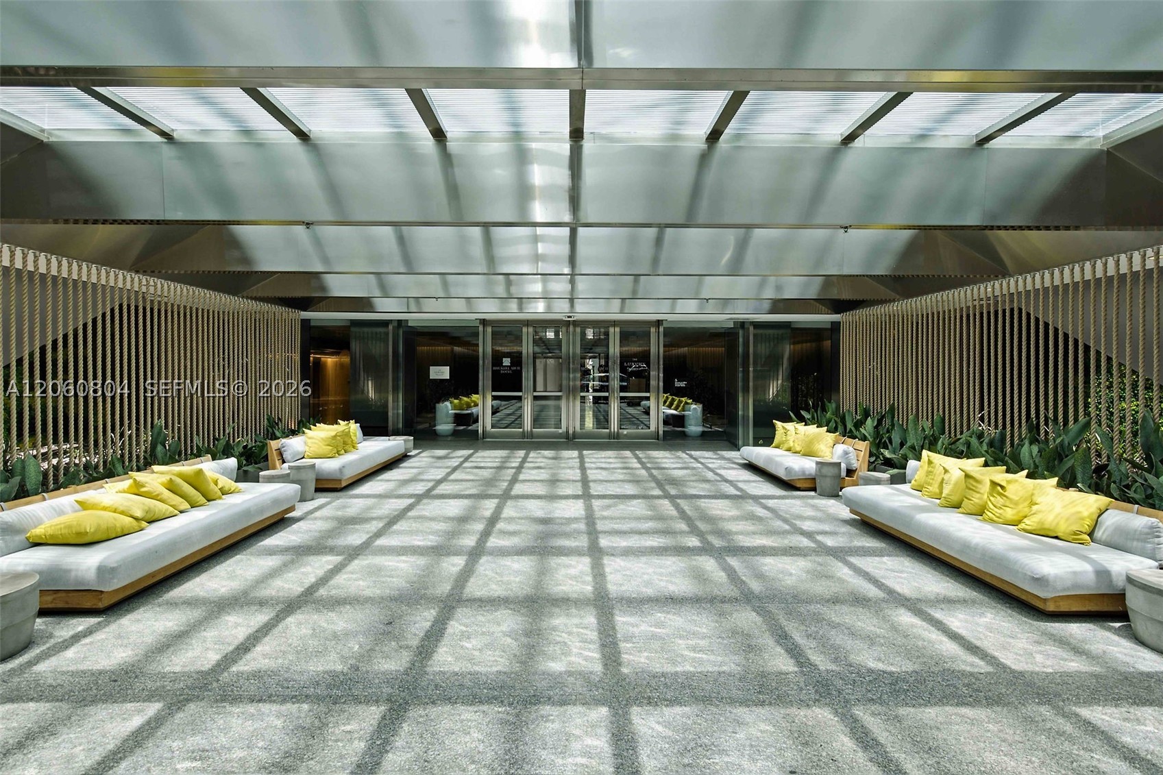 image Brickell Arch1