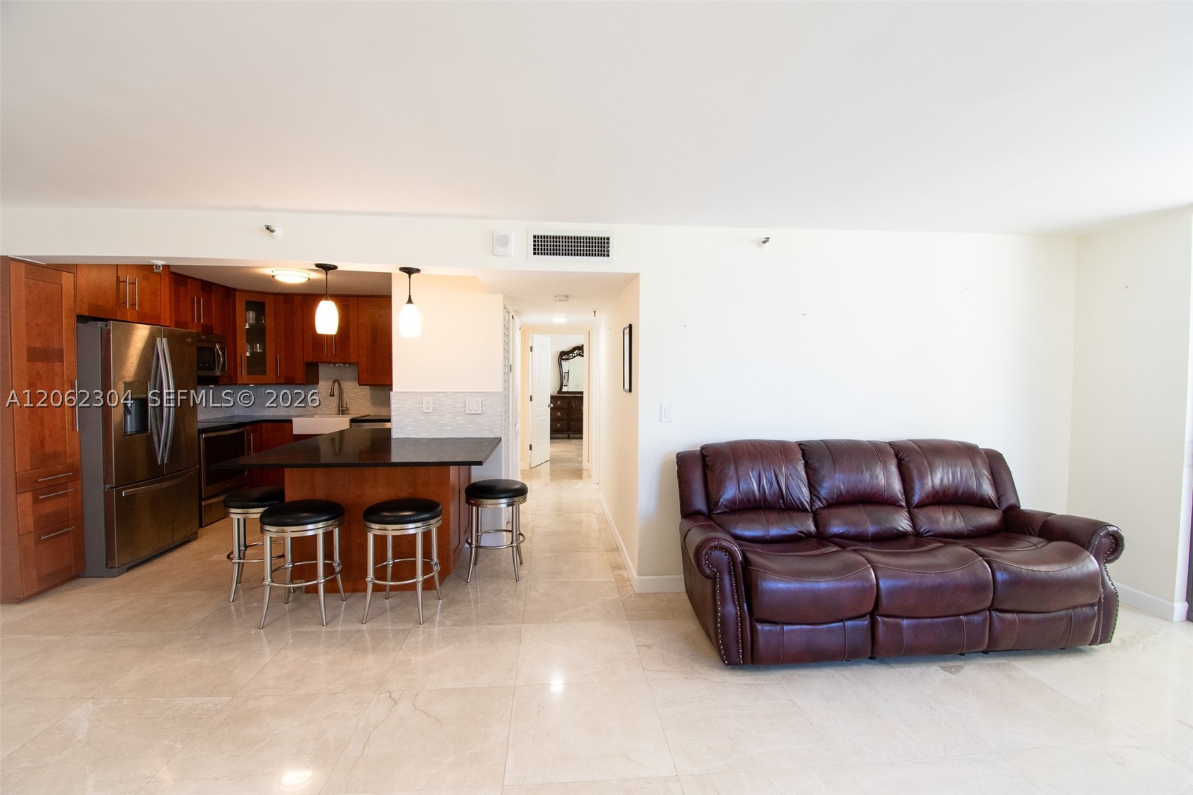 1623 Collins Ave #215 Miami Beach, FL 33139