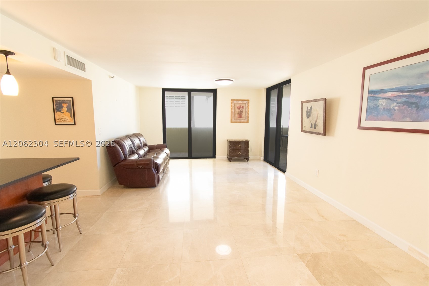 1623 Collins Ave #215 Miami Beach, FL 33139