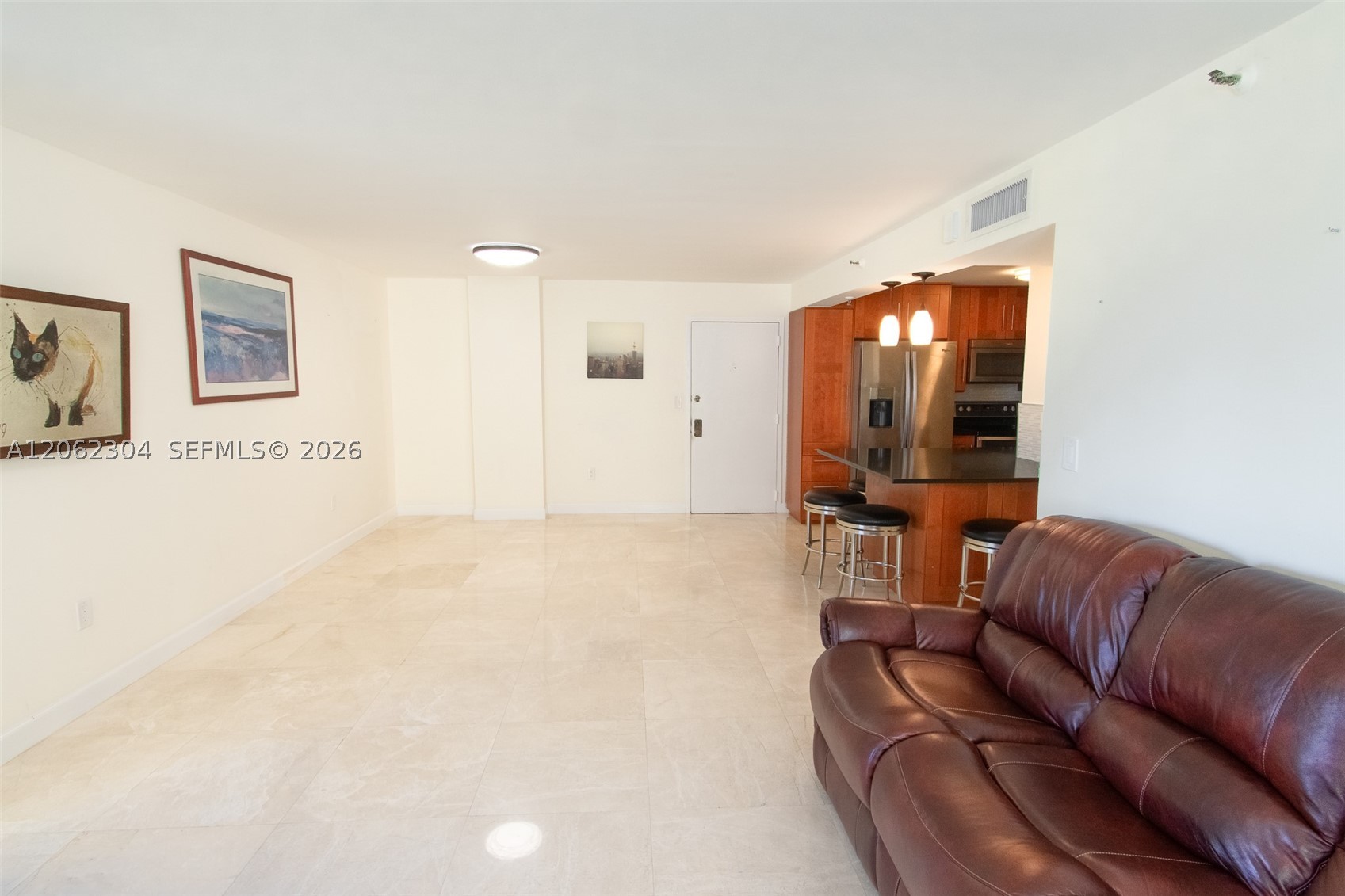 1623 Collins Ave #215 Miami Beach, FL 33139