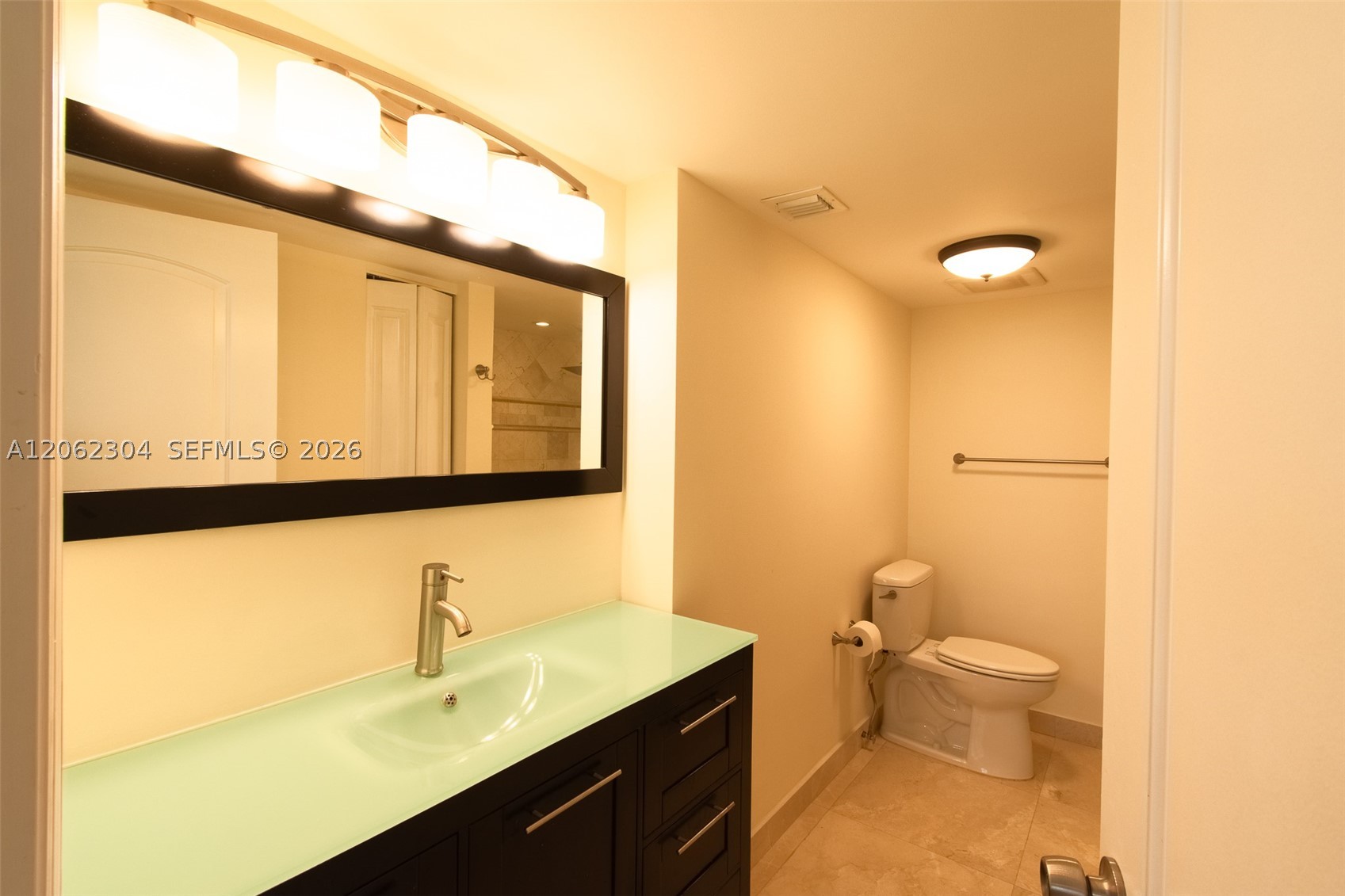 1623 Collins Ave #215 Miami Beach, FL 33139