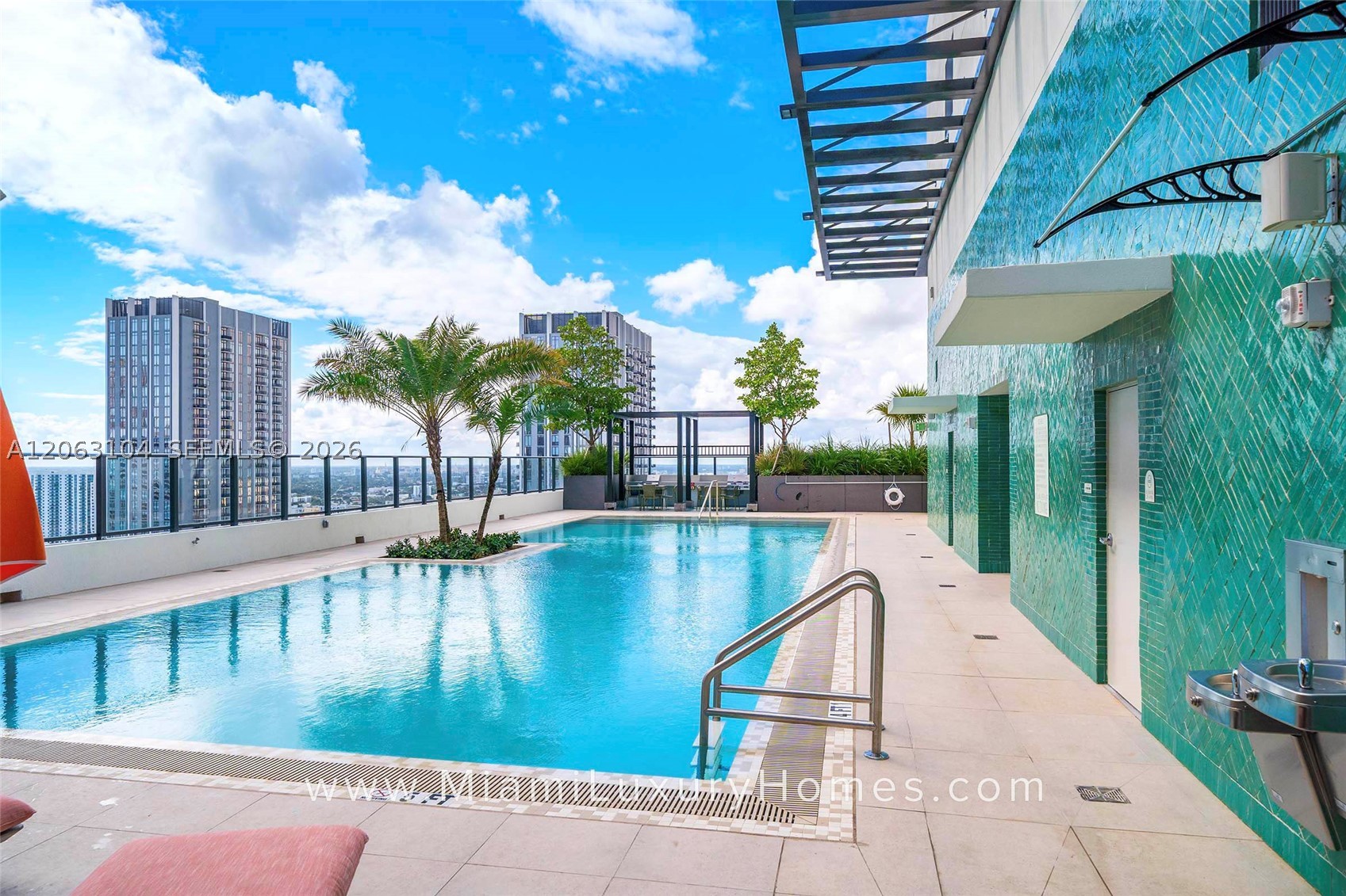 11 NE 6th St #709 Miami, FL 33132