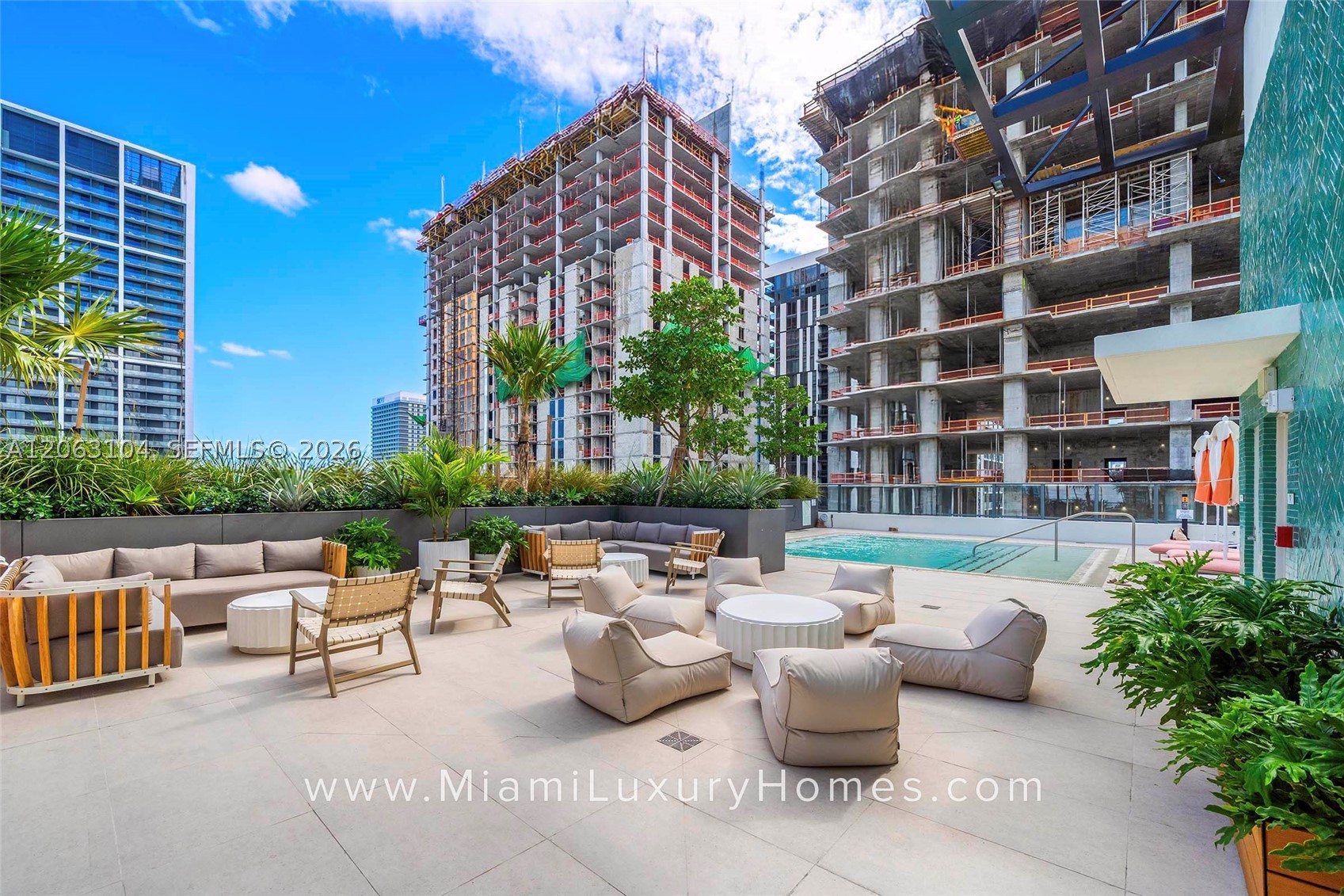 11 NE 6th St #709 Miami, FL 33132