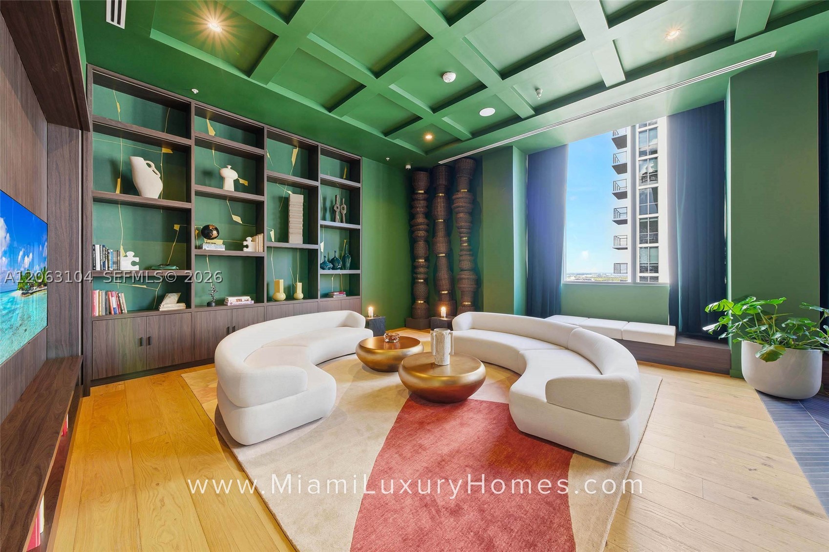 11 NE 6th St #709 Miami, FL 33132