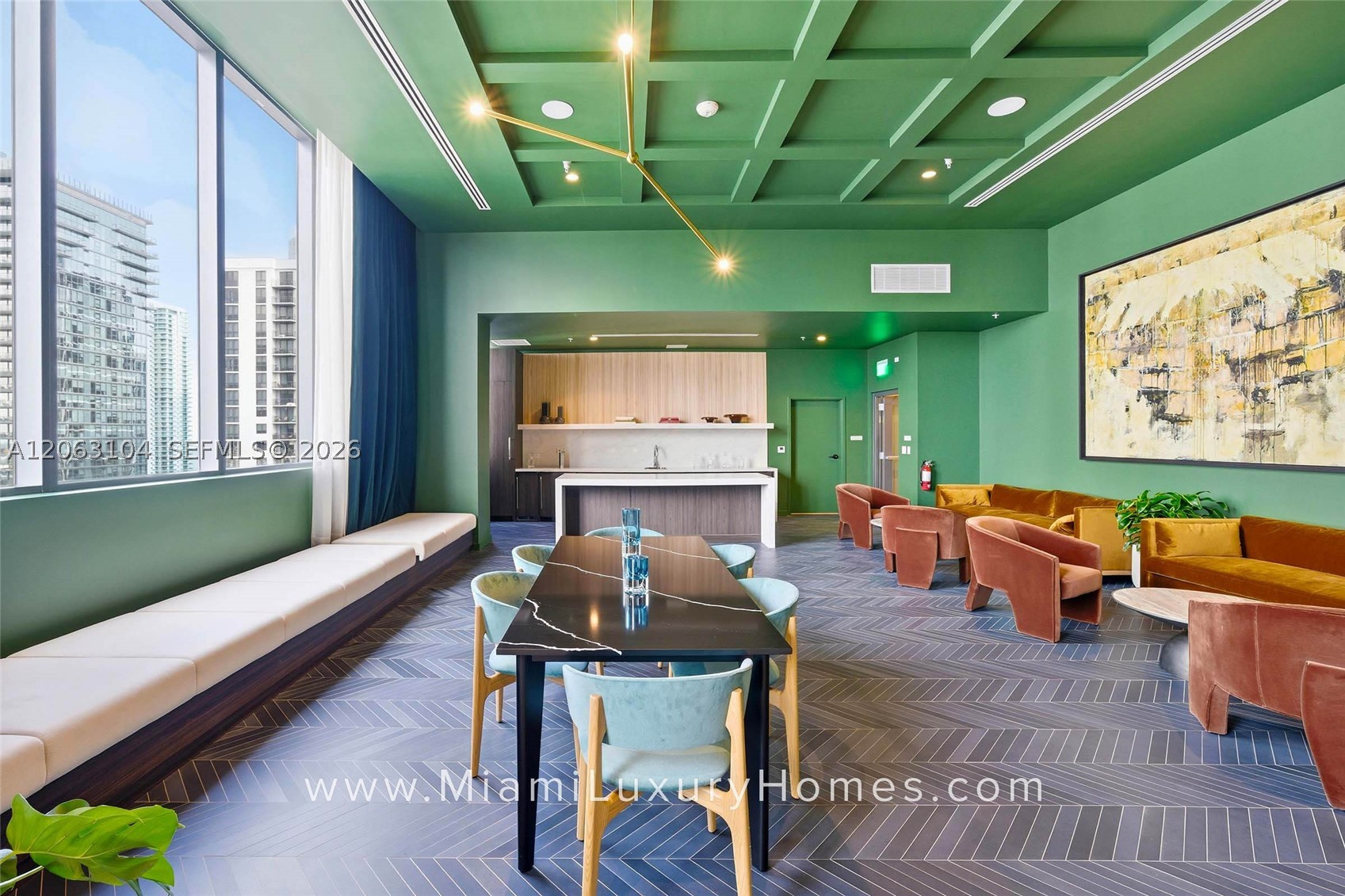 11 NE 6th St #709 Miami, FL 33132