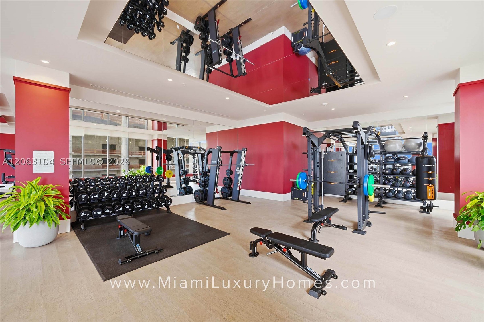 11 NE 6th St #709 Miami, FL 33132