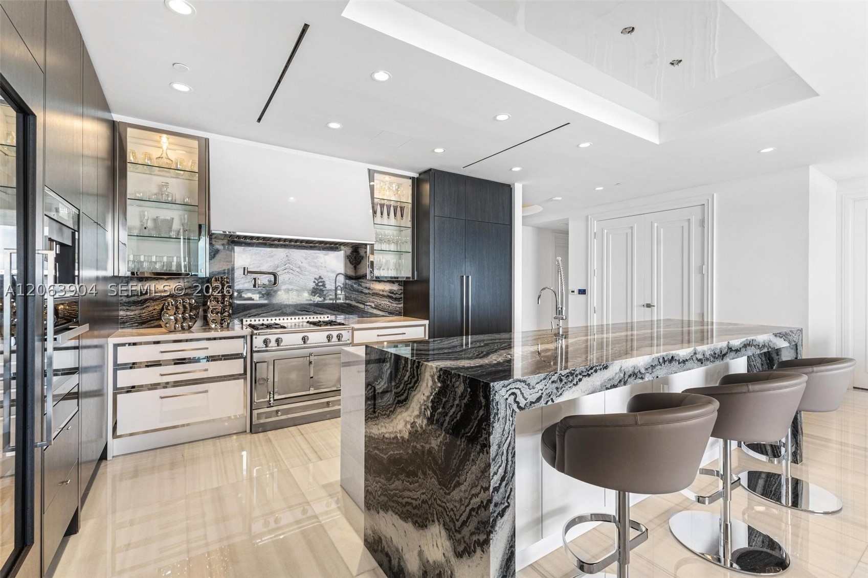 17901 Collins Ave #3806 Sunny Isles Beach, FL 33160