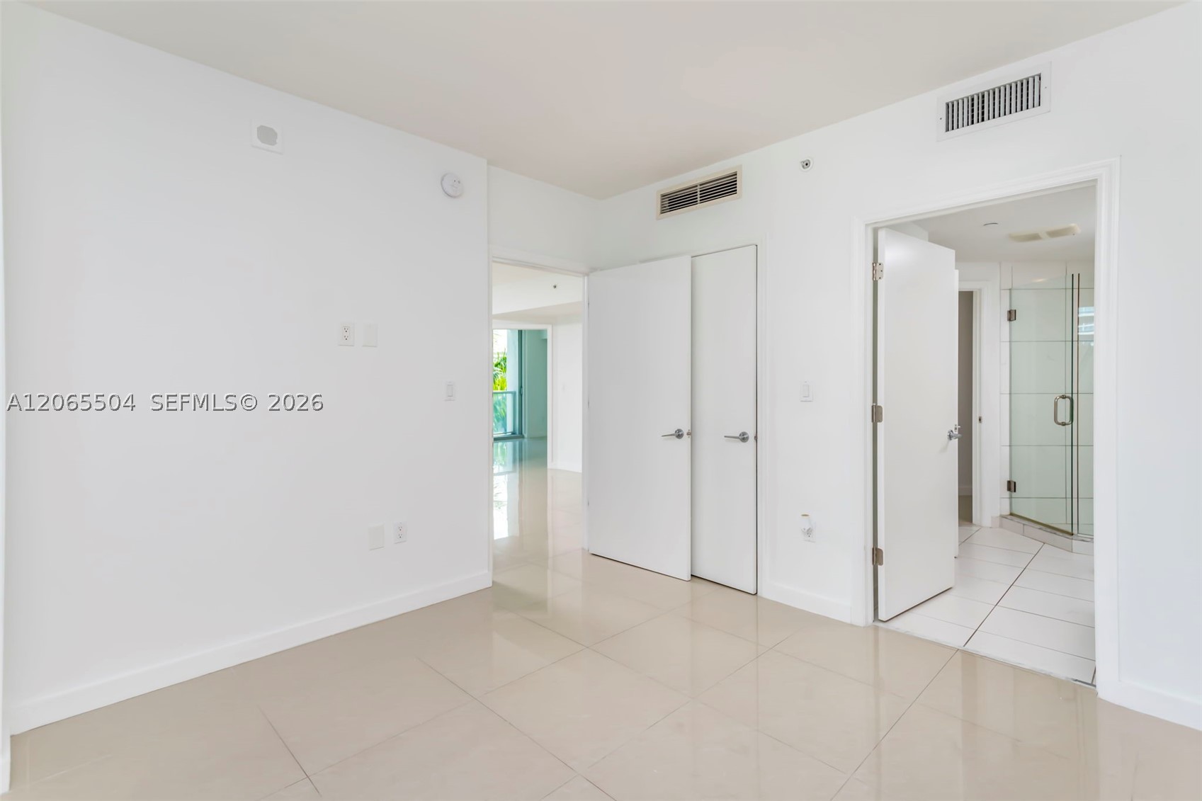 image 500 Brickell East9