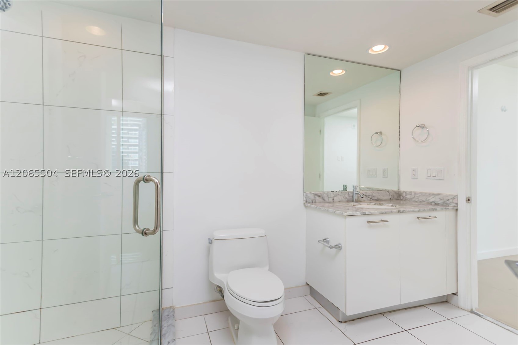 image 500 Brickell East11