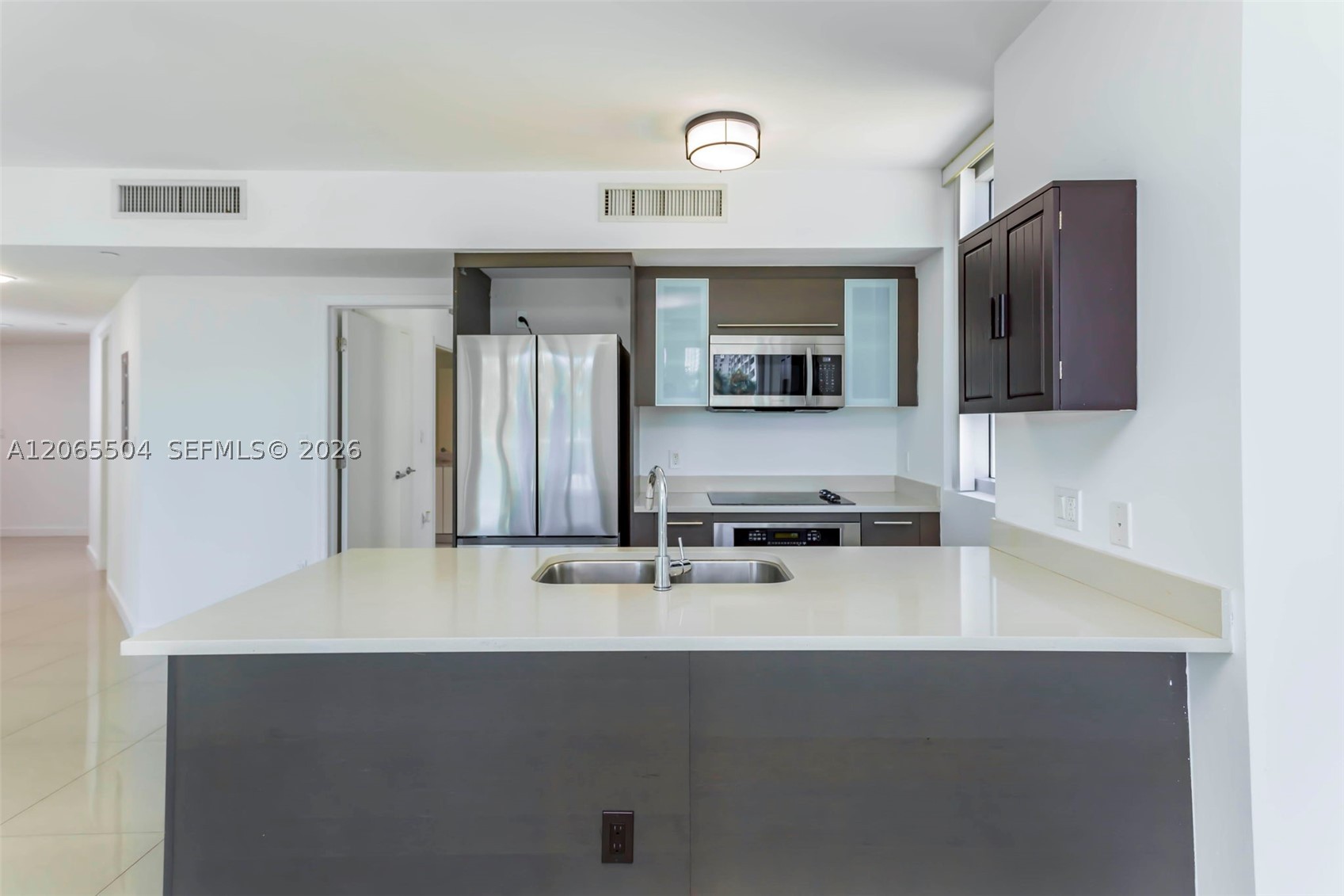 image 500 Brickell East4