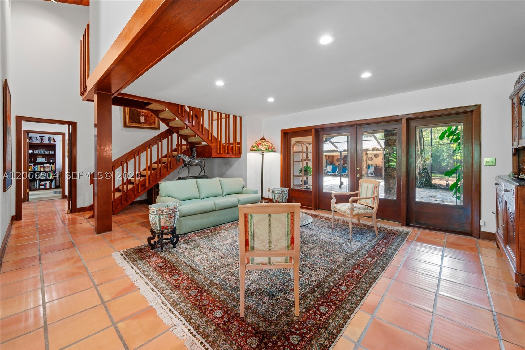 9490 Old Cutler Ln Coral Gables, FL 33156