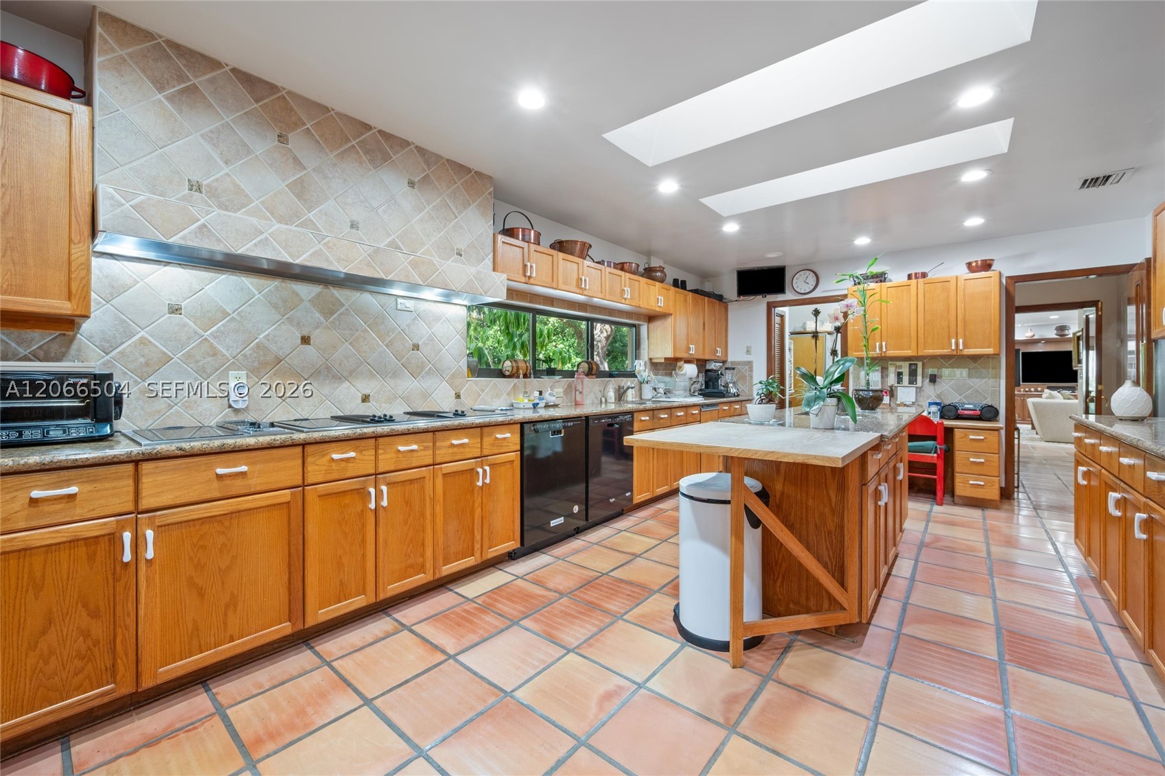 9490 Old Cutler Ln Coral Gables, FL 33156