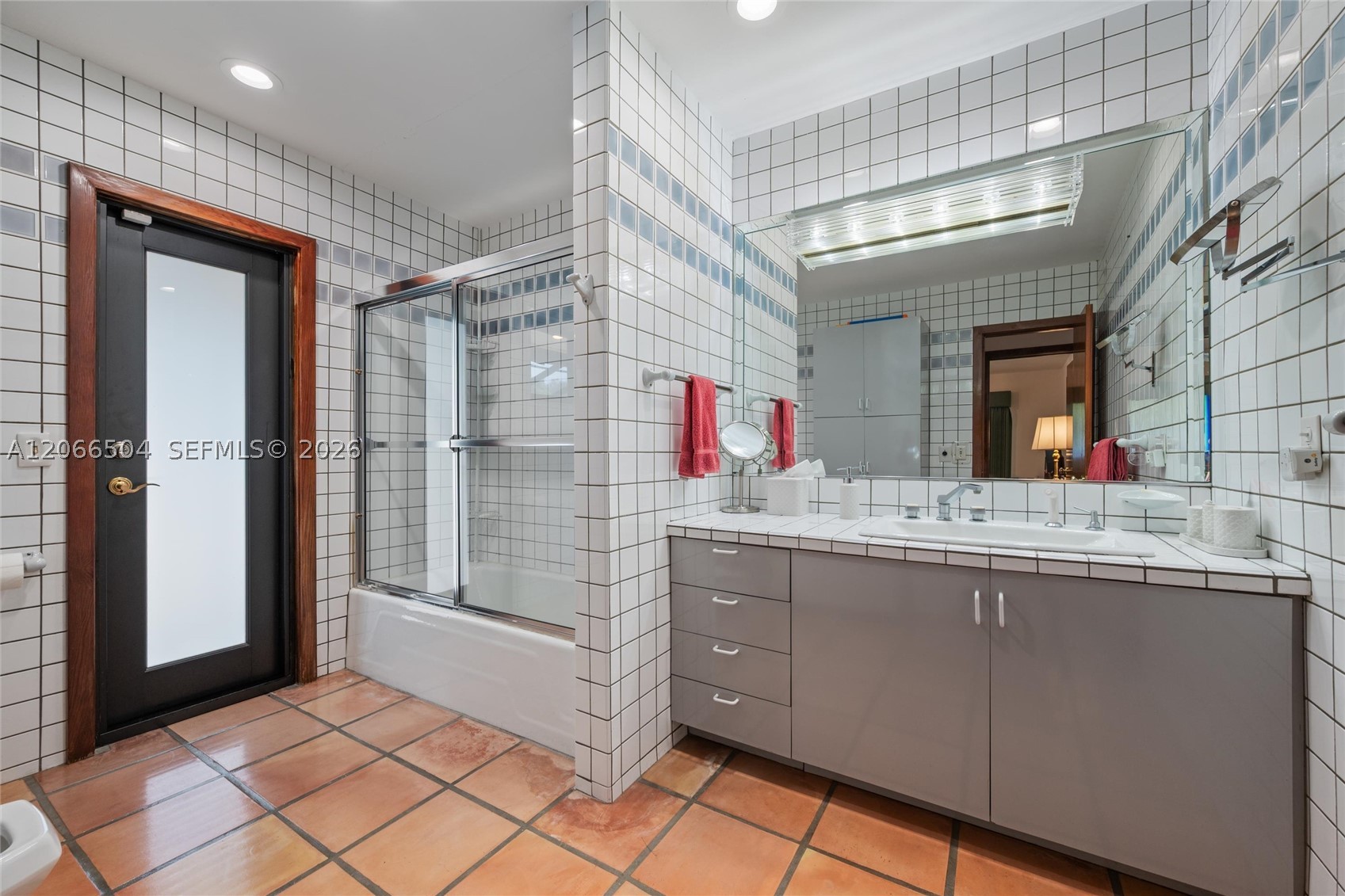 9490 Old Cutler Ln Coral Gables, FL 33156
