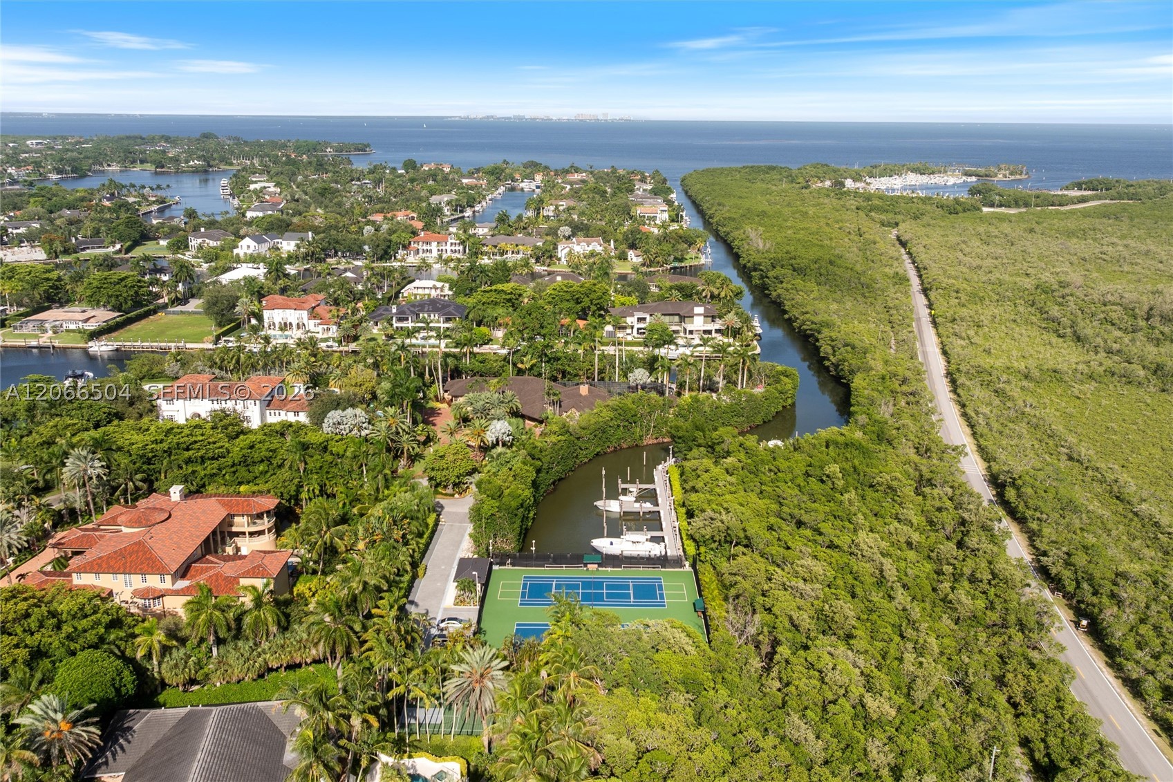 9490 Old Cutler Ln Coral Gables, FL 33156