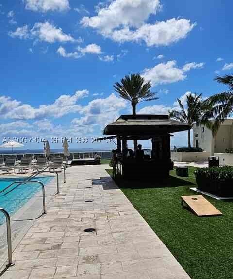 image Beach Club 214