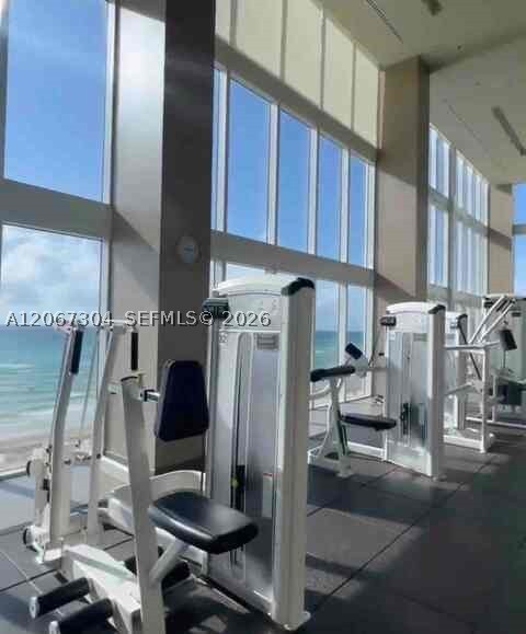 image Beach Club 219
