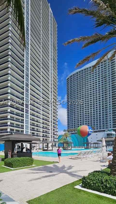 image Beach Club 223