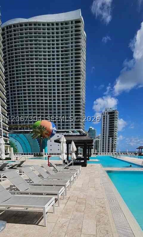 image Beach Club 224