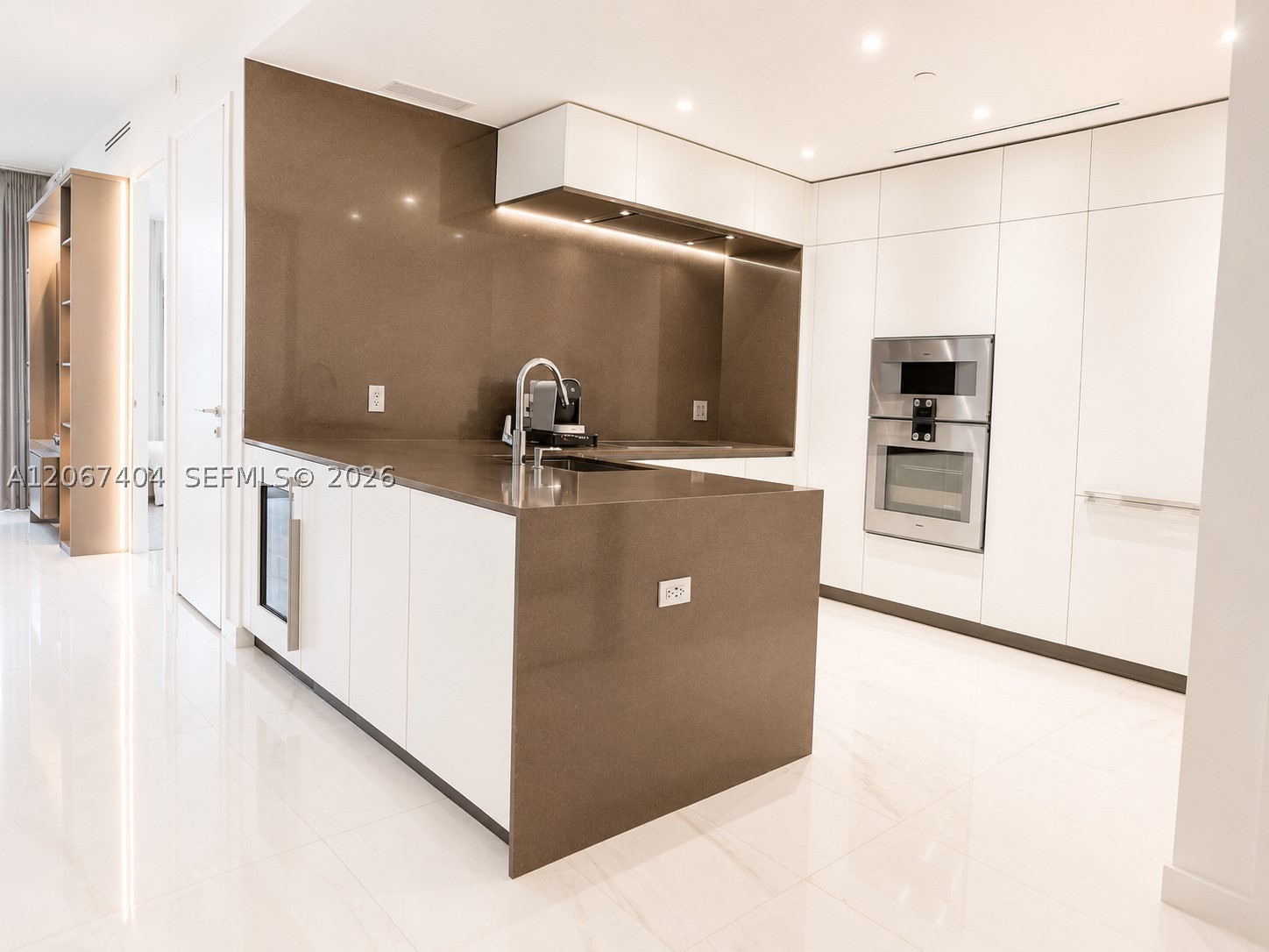 image Aston Martin Residences10