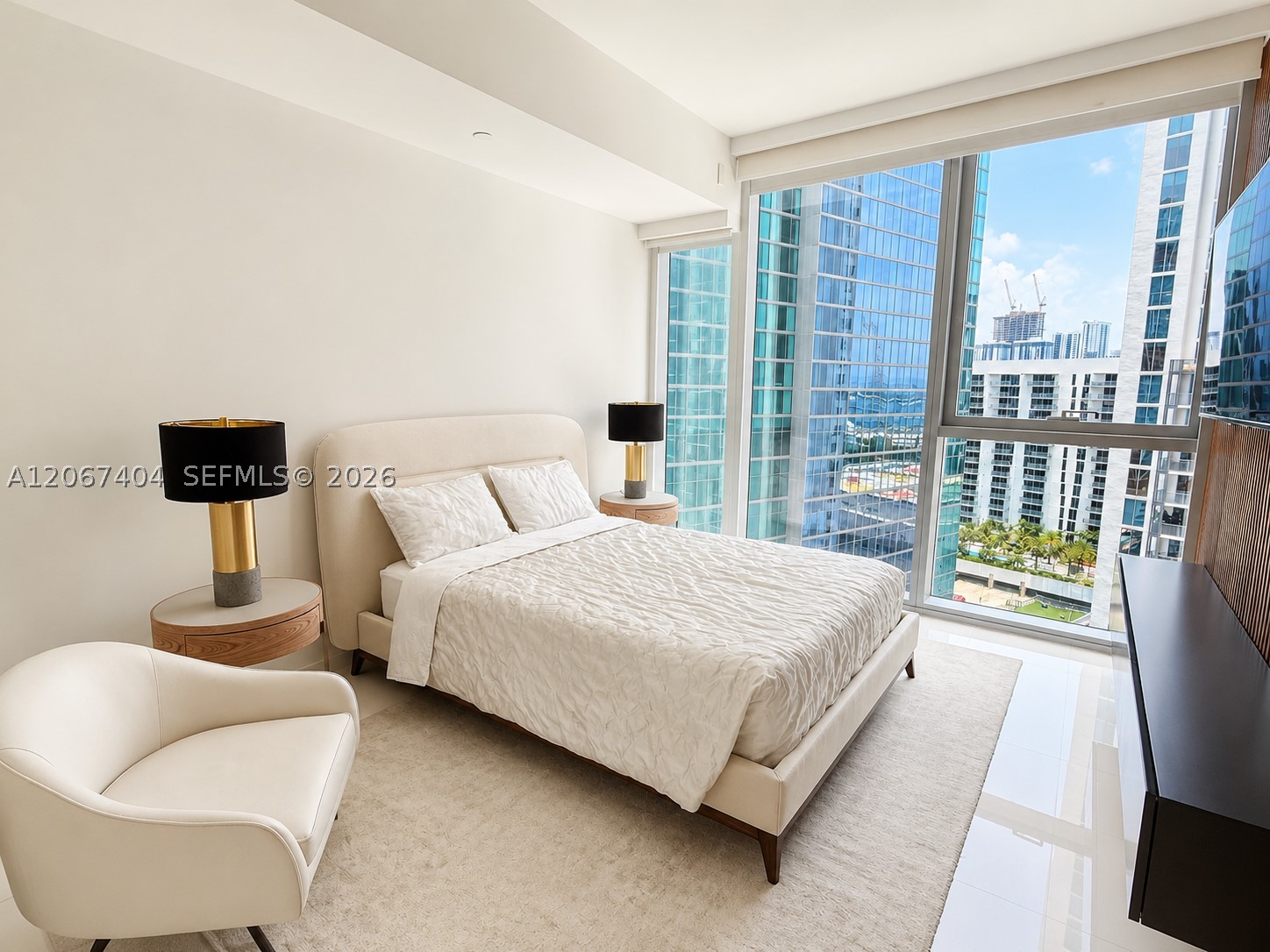 image Aston Martin Residences16