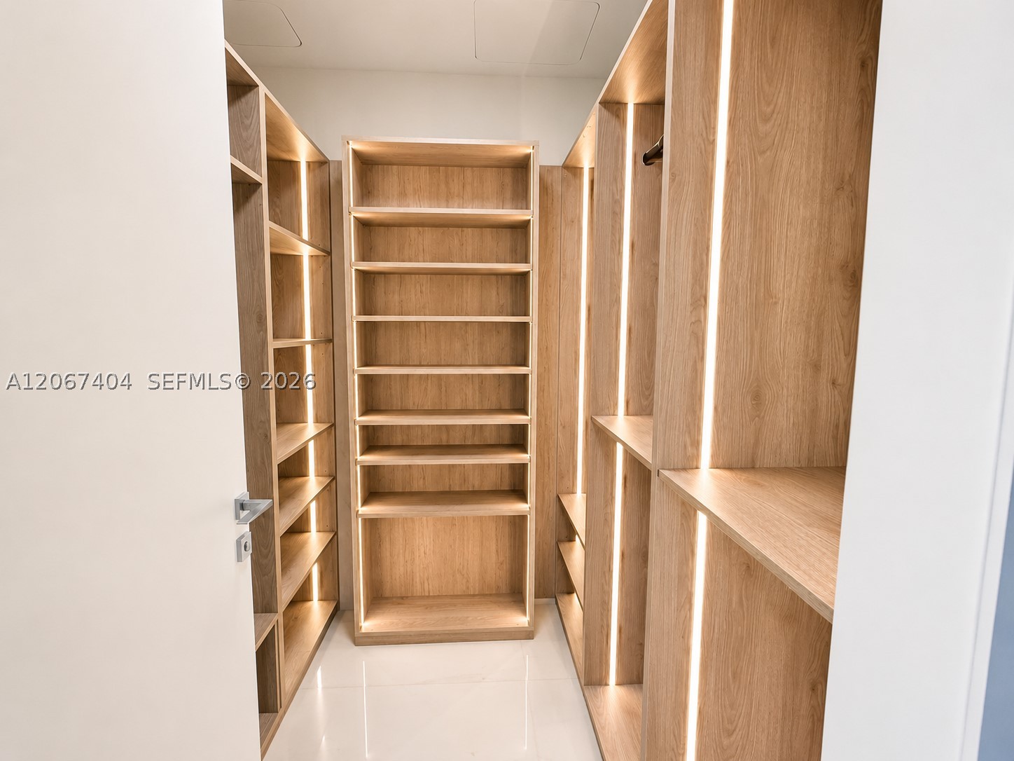 image Aston Martin Residences22