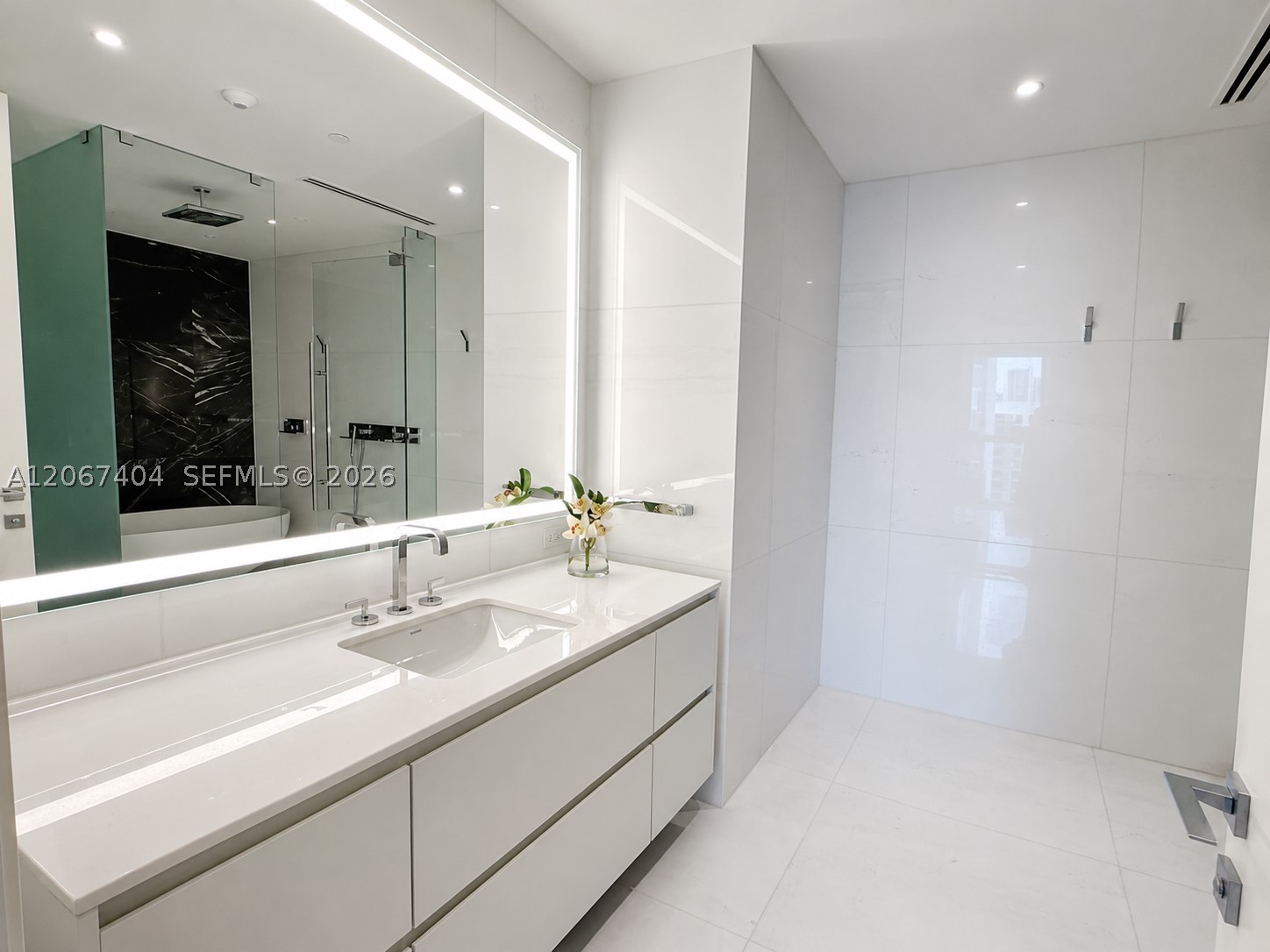 image Aston Martin Residences23